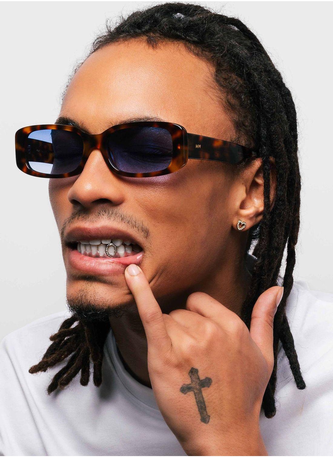 buy-messyweekend-roxie-1-oversized-sunglasses_a35