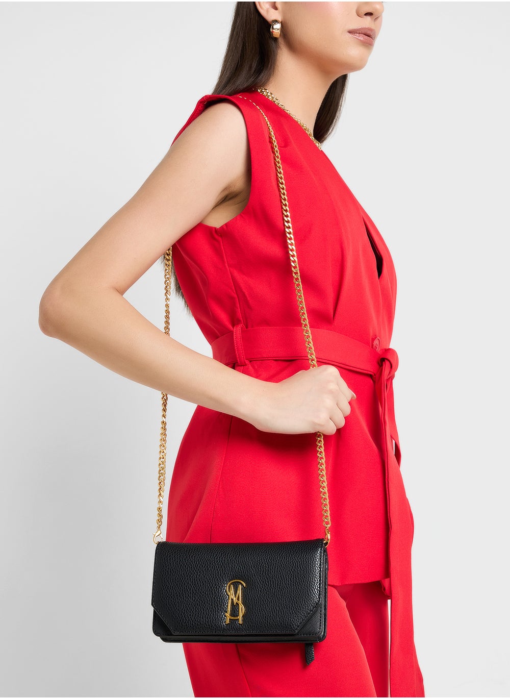 buy-steve-madden-bnano-chain-detail-logo-flap-over-crossbody-bag_grc