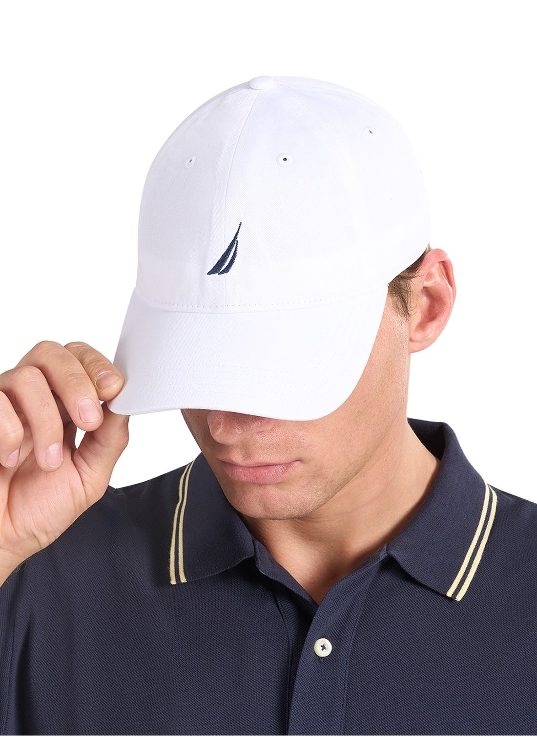 buy-nautica-white-3d-embroidered-logo-cap_8gr