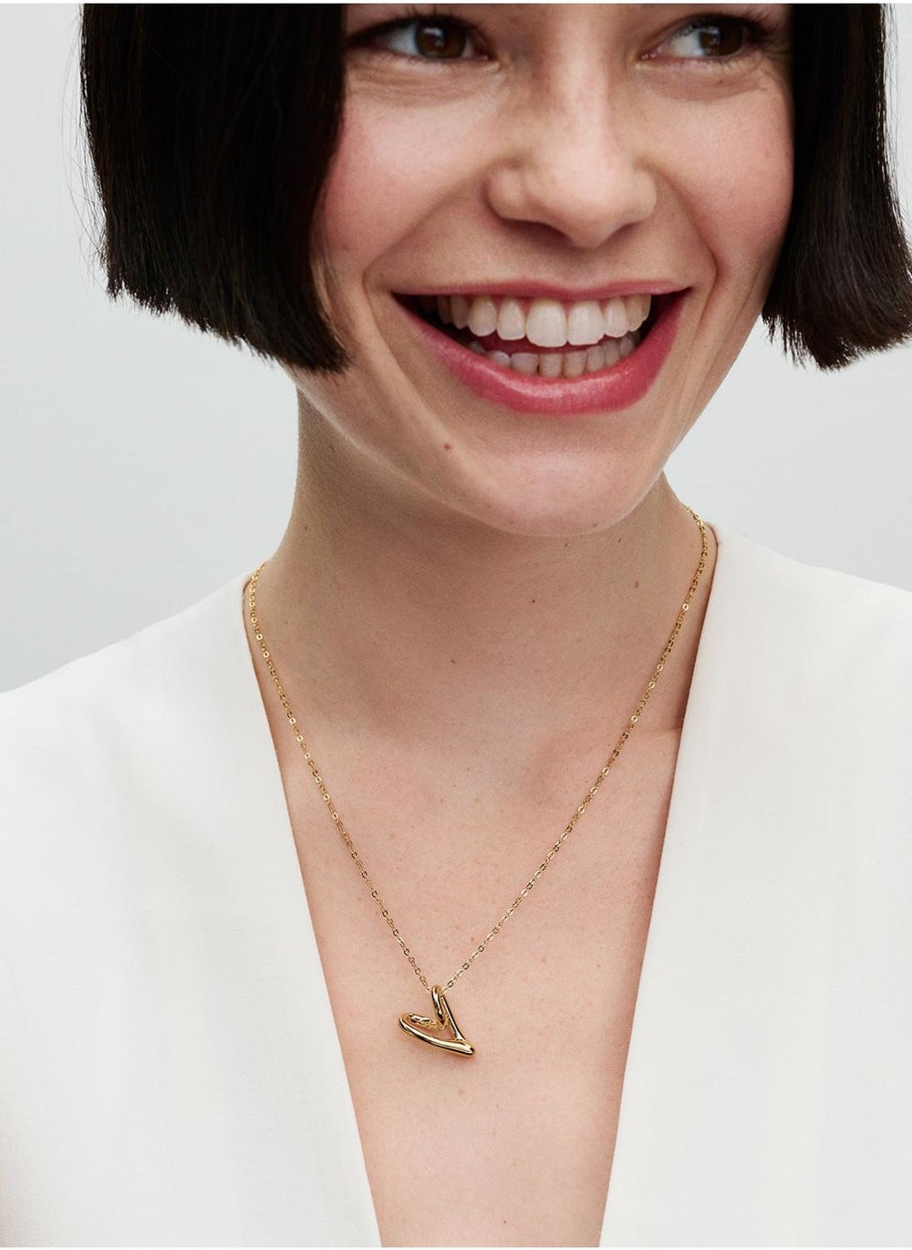 buy-pandora-heart-gold-plated-pendant-necklace_sza