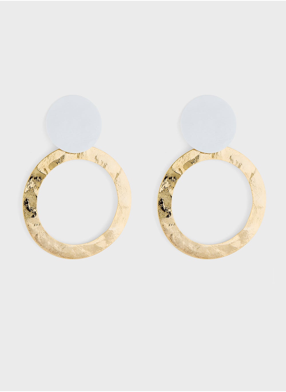 buy-antura-hammered-earrings-in-varnished-metal-with-hypoalle_mdk