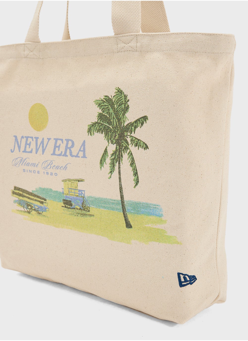 buy-new-era-palm-graphic-tote_vd6