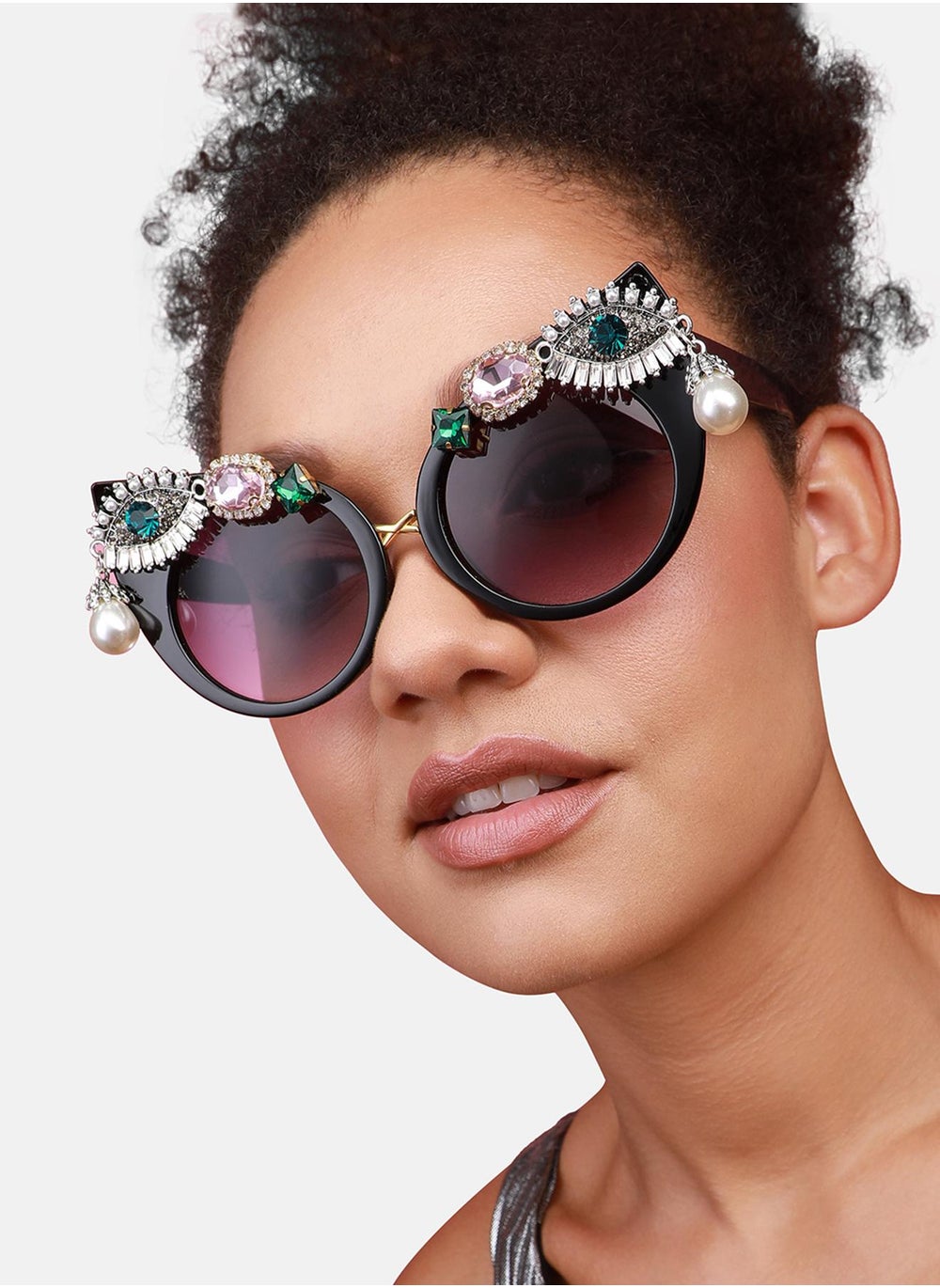 buy-sohi-shimmering-accents-glam-sunglasses_vuh