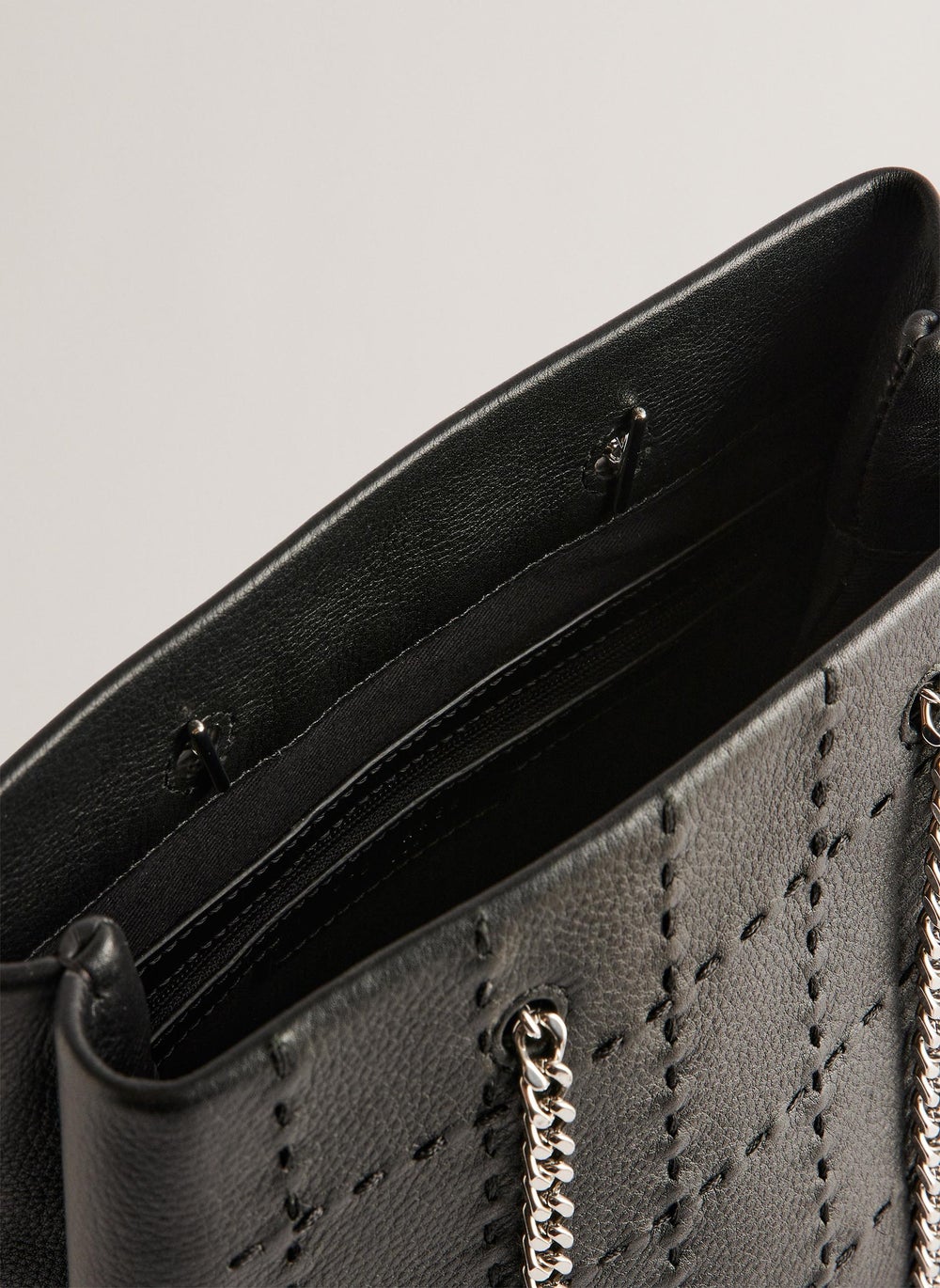 buy-ted-baker-stalia-stitch-detail-top-handle-tote_tdv