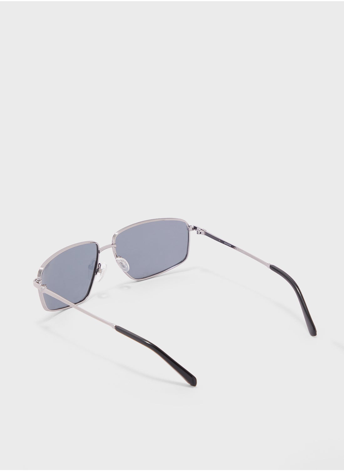 buy-guess-uv-protected-shaped-sunglasses_adn