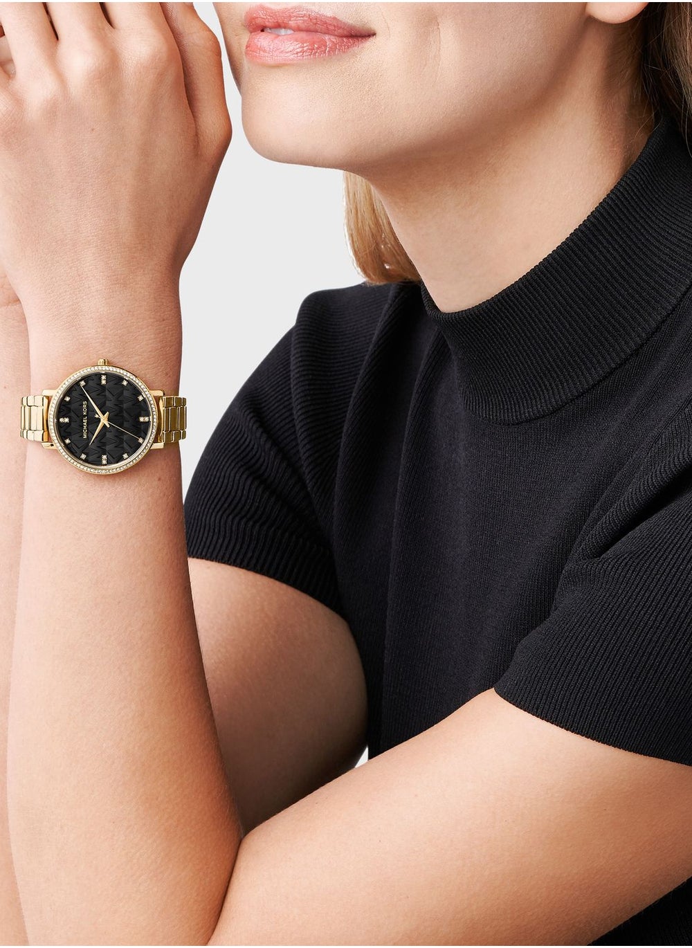 buy-michael-kors-classic-steel-strap-analog-watch_7ss