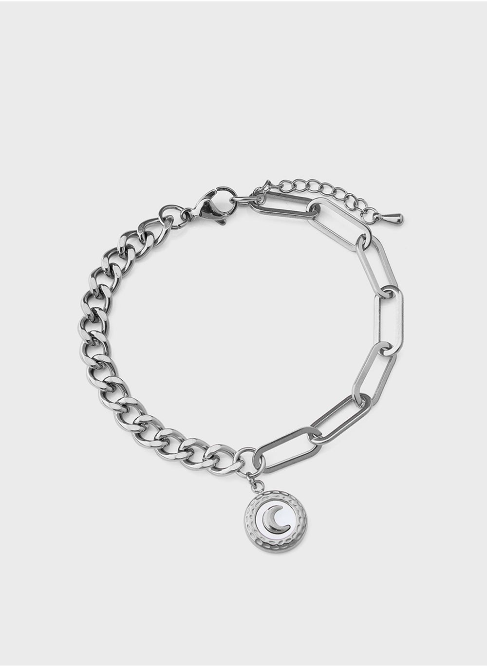 buy-staurtz-cresent-moon-bracelet_ueo