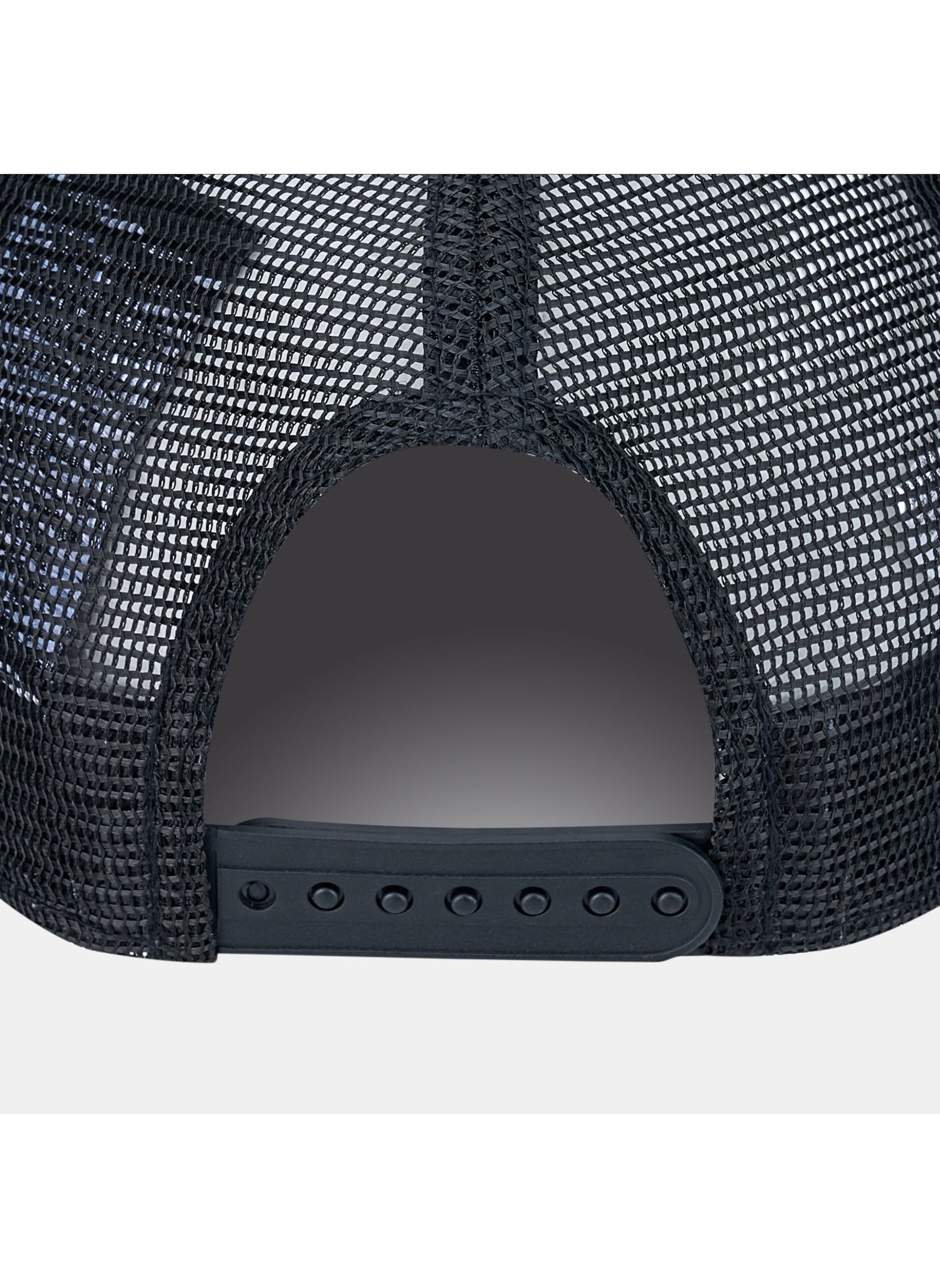 buy-new-era-men-s-foil-logo-chicago-bulls-trucker-cap_yg5