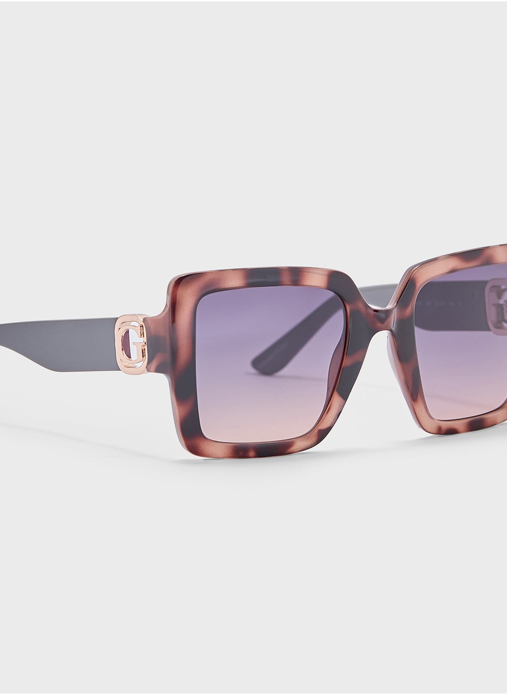 buy-guess-square-uv-protected-oversized-sunglasses_l4t