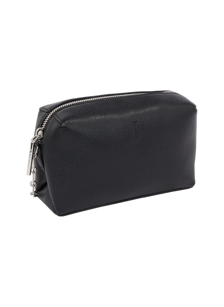 buy-calvin-klein-plaque-detailed-crossbody_xzz