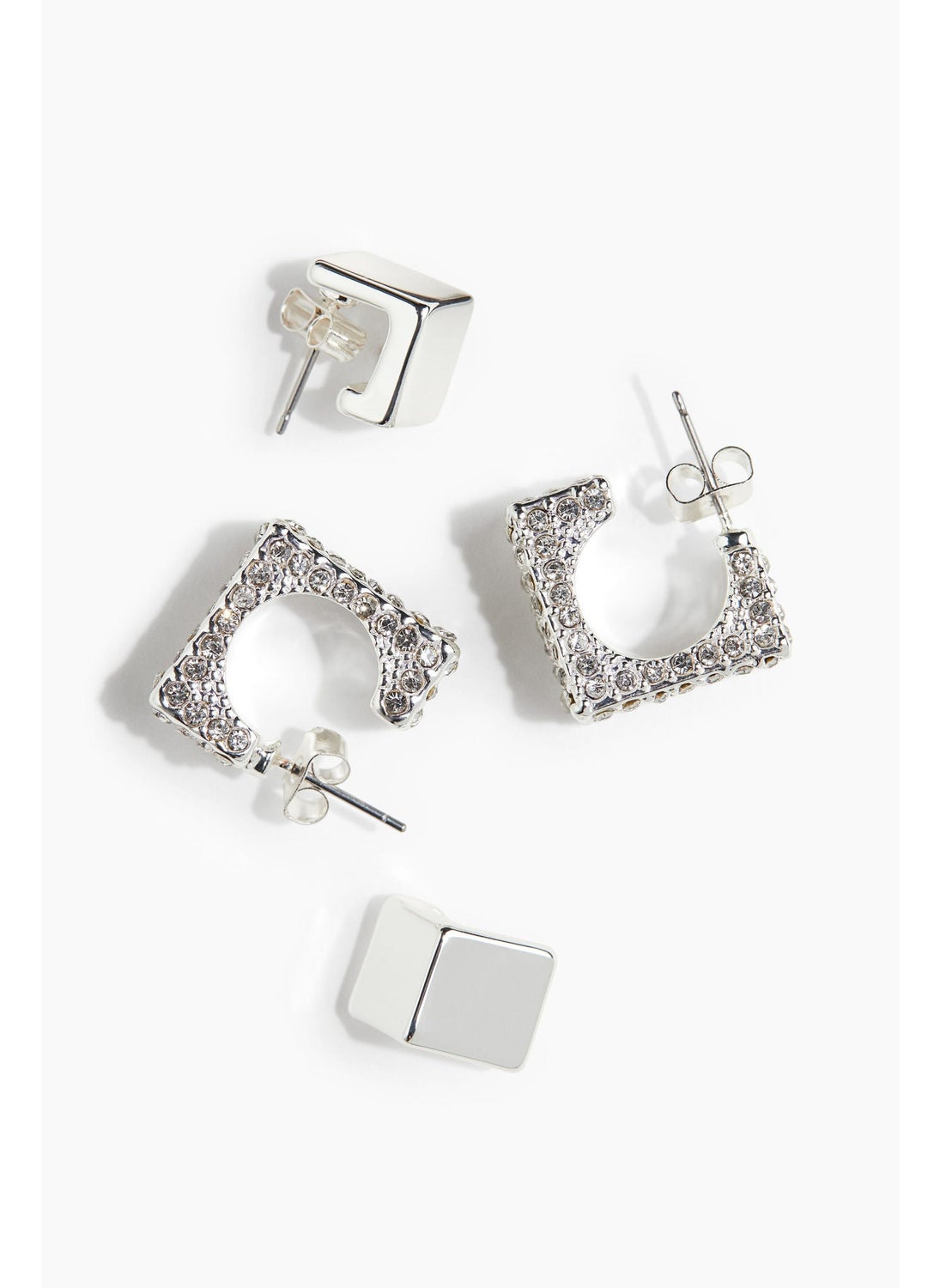 buy-h-m-2-pairs-square-hoop-earrings_6d7