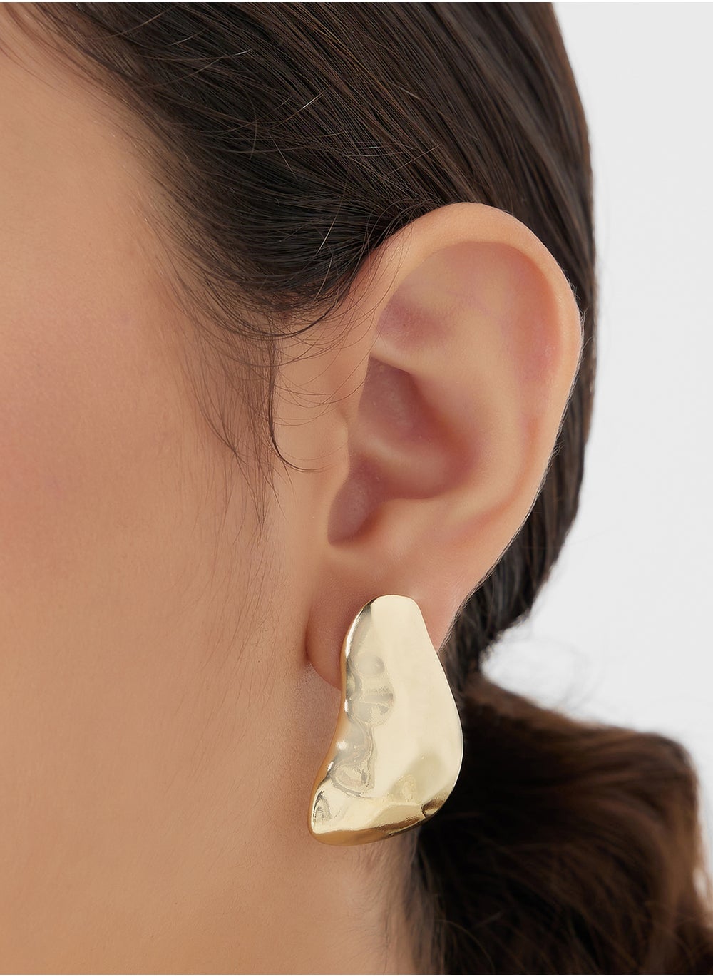 buy-ella-molten-stud-earrings_o5s