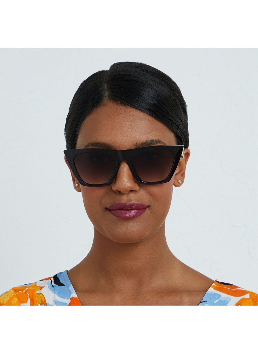buy-blackout-liberty-women-brown-sunglasses-frame-material-thermoplastic-rubber-tr90-frame-color-brown-lens-color-brown-full-rim_8mo