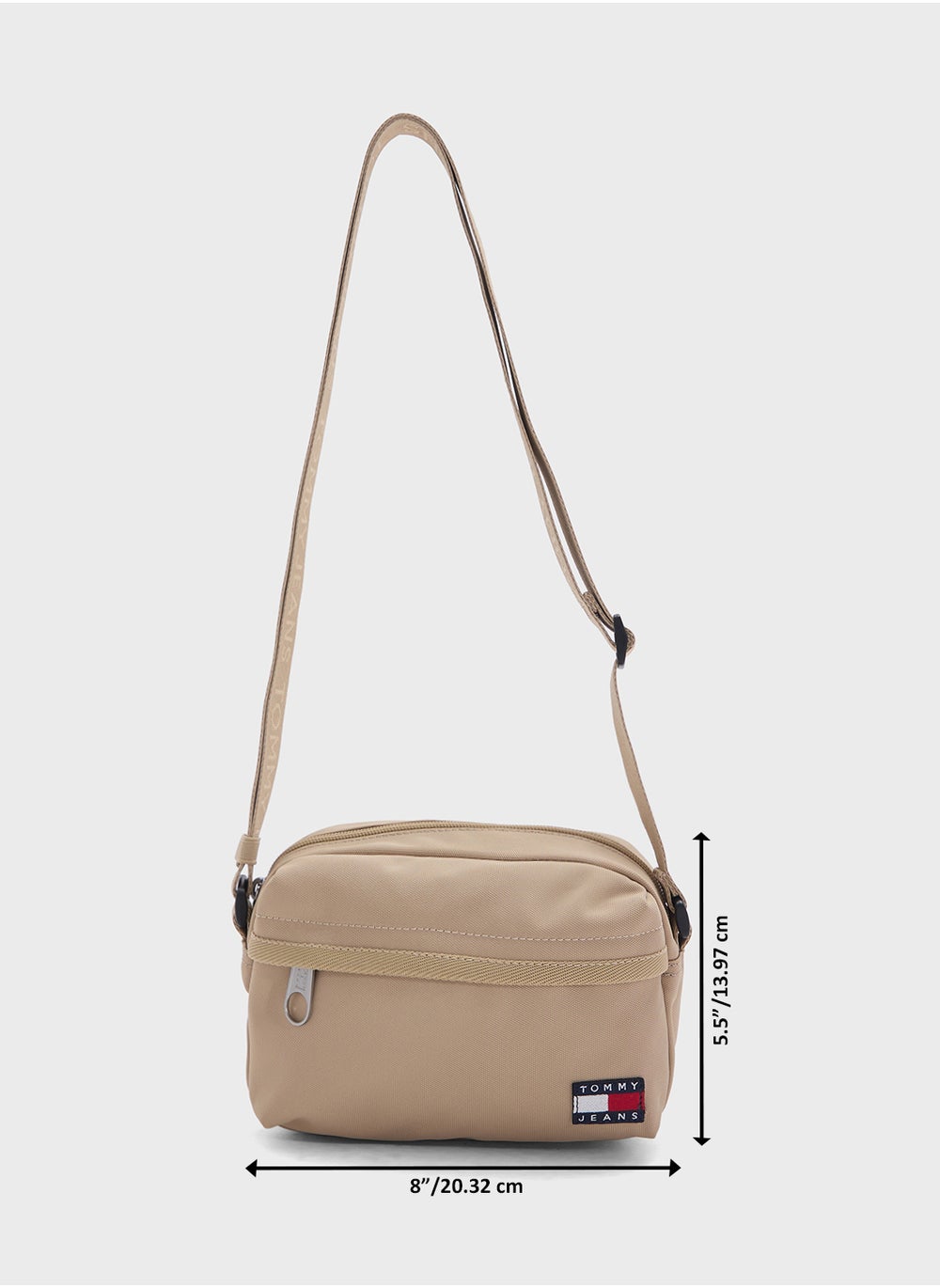 buy-tommy-jeans-essential-daily-crossbody-bag_p8n