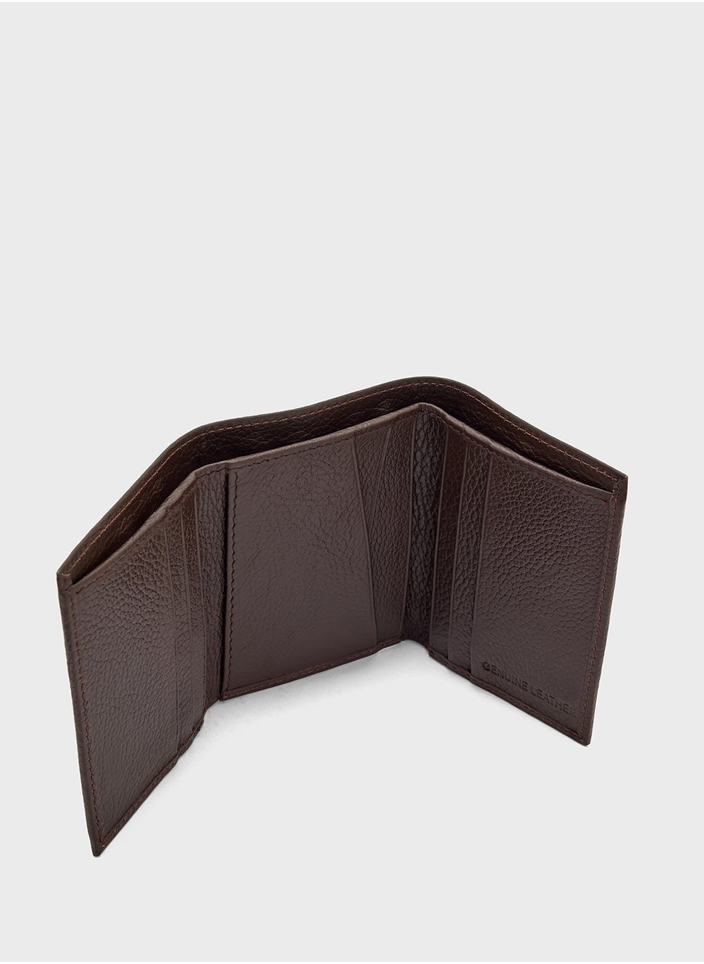buy-robert-wood-genuine-leather-tri-fold-wallet_r6u