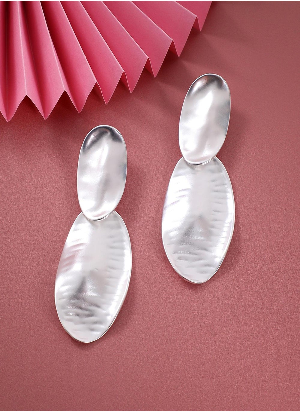 buy-sohi-oblong-drop-earrings_yl2