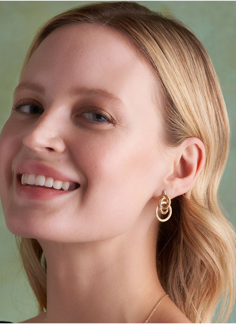 buy-olivia-burton-ionic-plated-stud-earrings_ue2