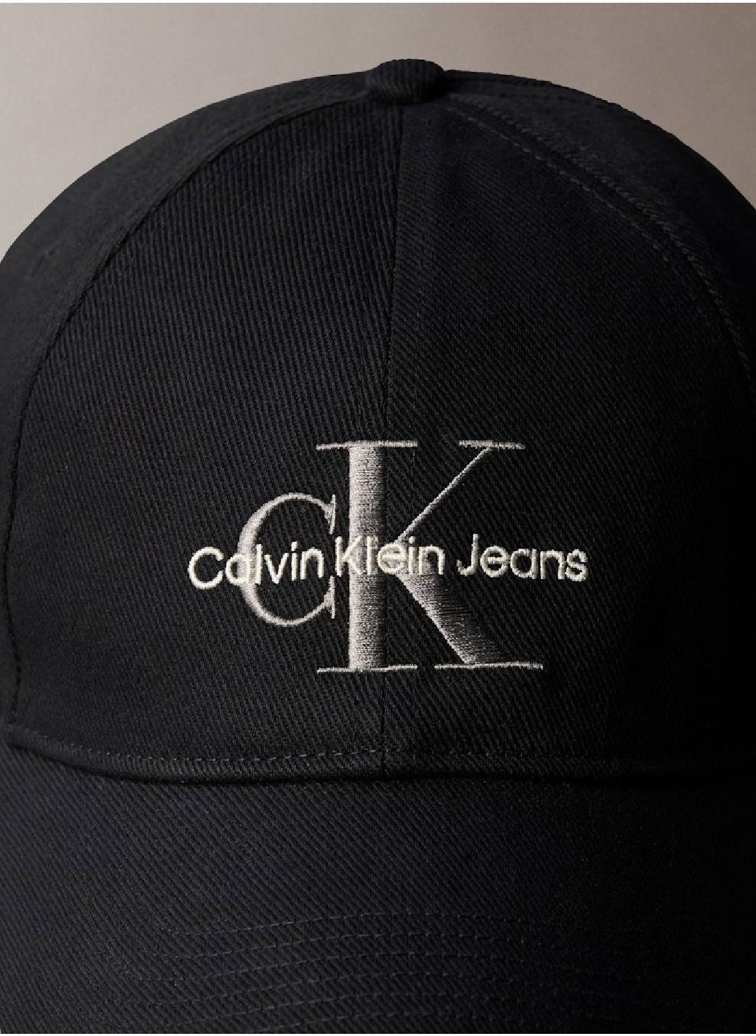 buy-calvin-klein-jeans-men-s-twill-logo-cap-cotton-black_gt5
