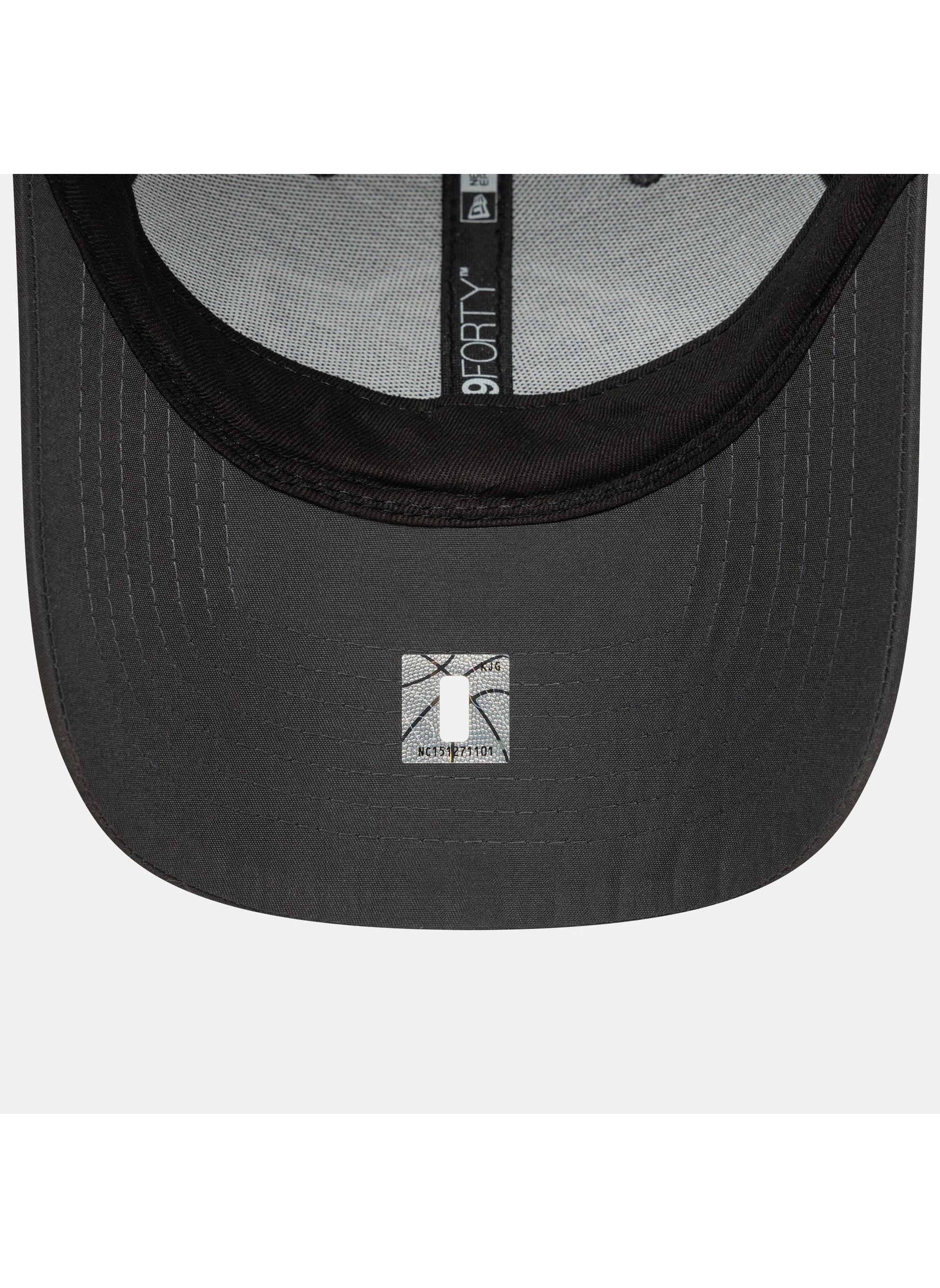 buy-new-era-men-s-nba-los-angeles-lakers-piping-9forty-cap_9k8