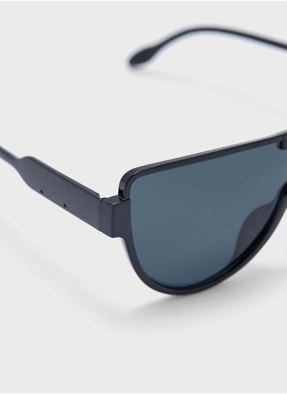 buy-ella-statement-shield-sunglasses_cjg