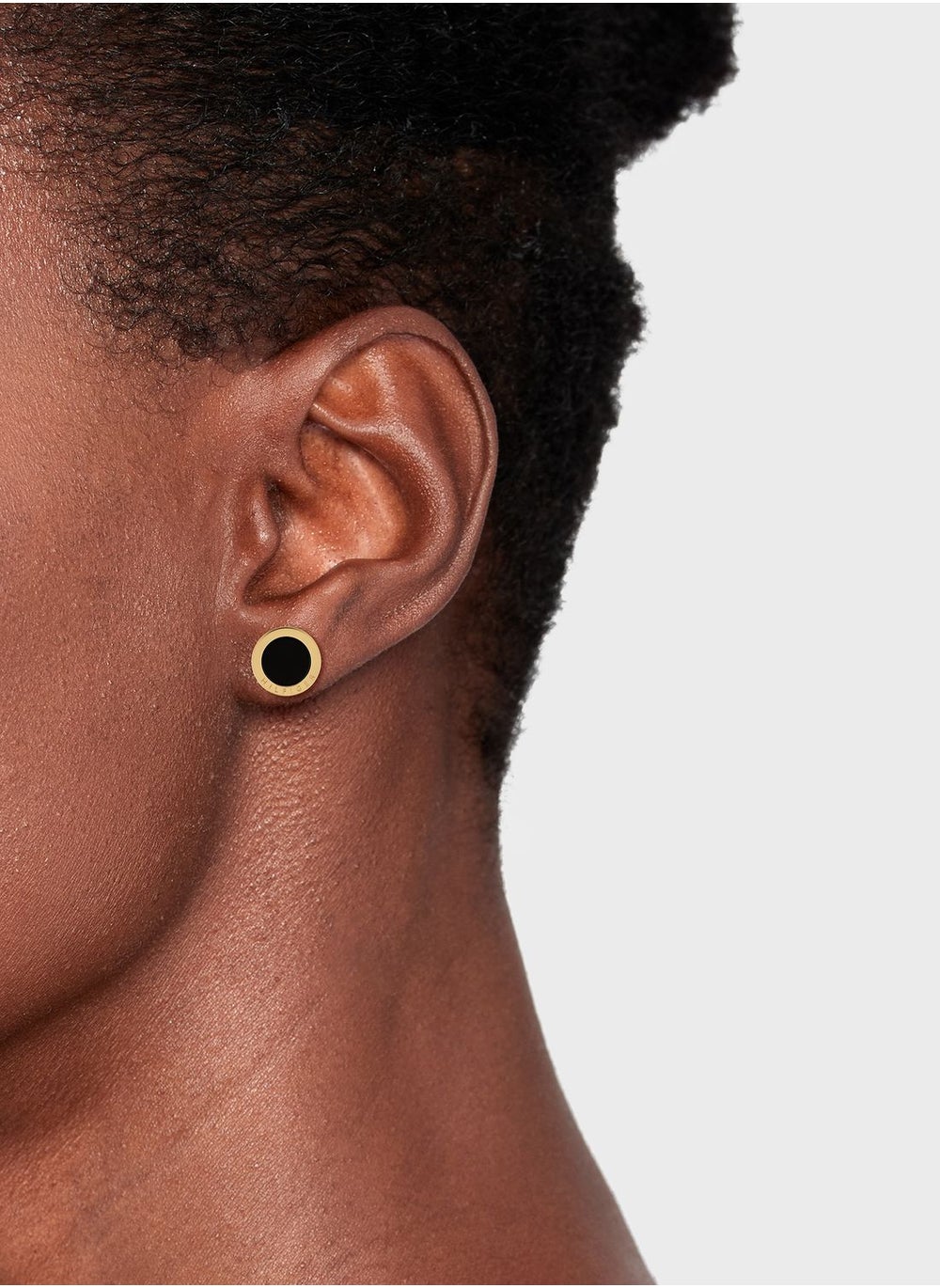 buy-tommy-hilfiger-ionic-gold-plated-steel-black-onyx-stone-earrings_tkh