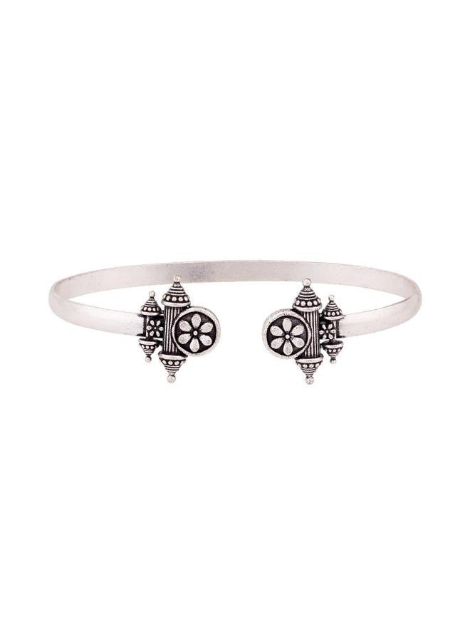 buy-voylla-nayantara-vintage-style-bracelet_w6t