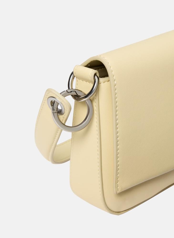 buy-calvin-klein-jeans-logo-detailed-shoulder-bag_ely