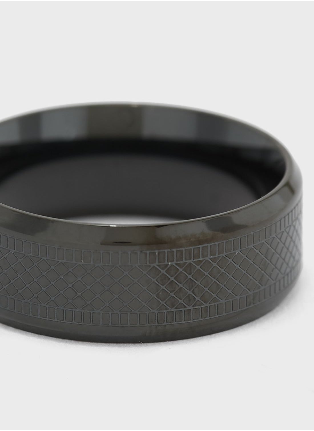 buy-seventy-five-textured-ring_rjq