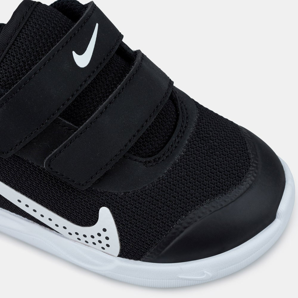 buy-nike-kids-omni-multi-court-running-shoe-baby-and-toddler_jdy