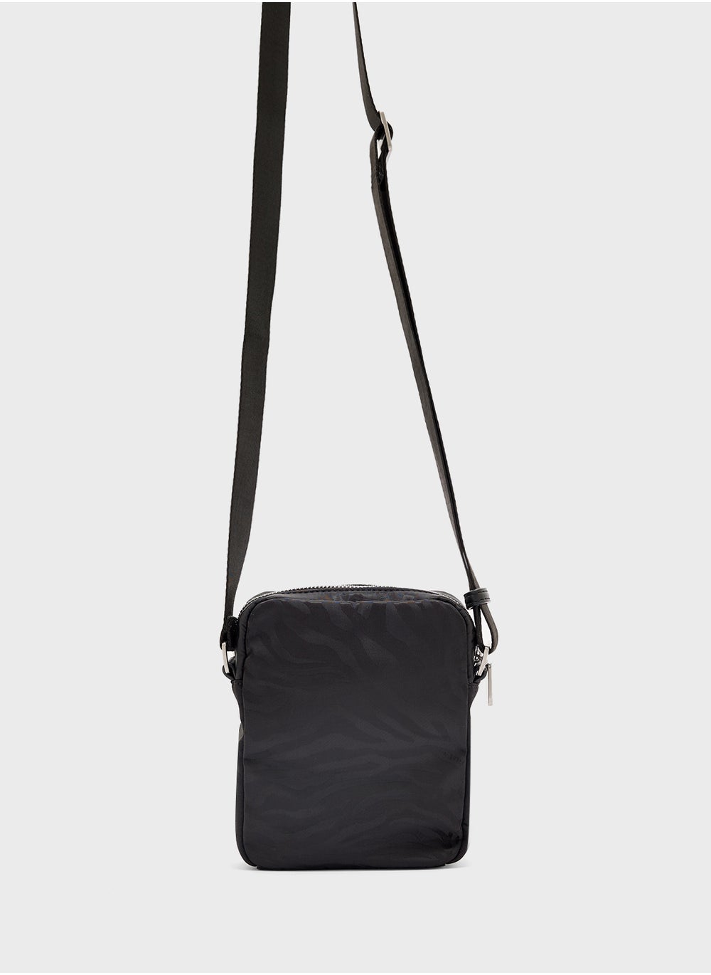 buy-guess-zip-through-messenger-bag_elr