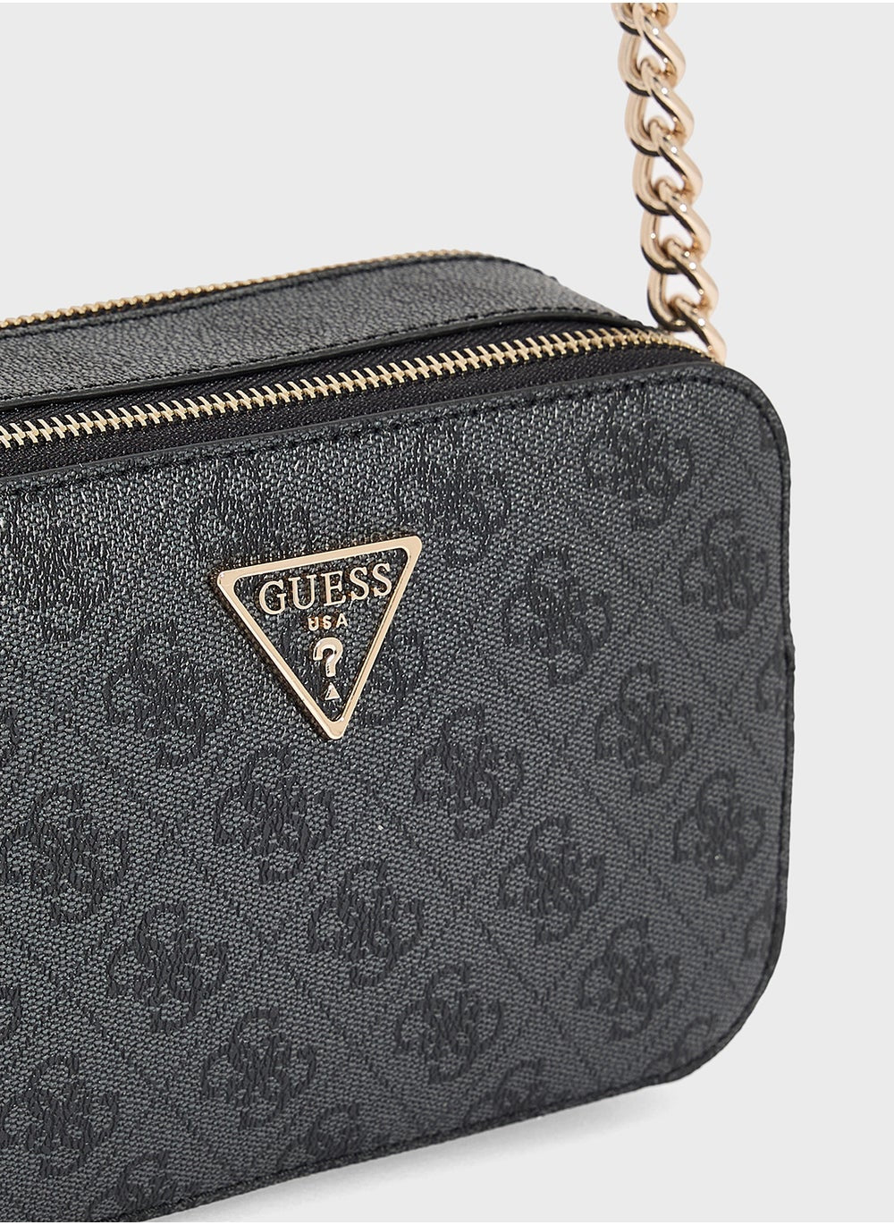 buy-guess-noelle-crossbody-camera_cou