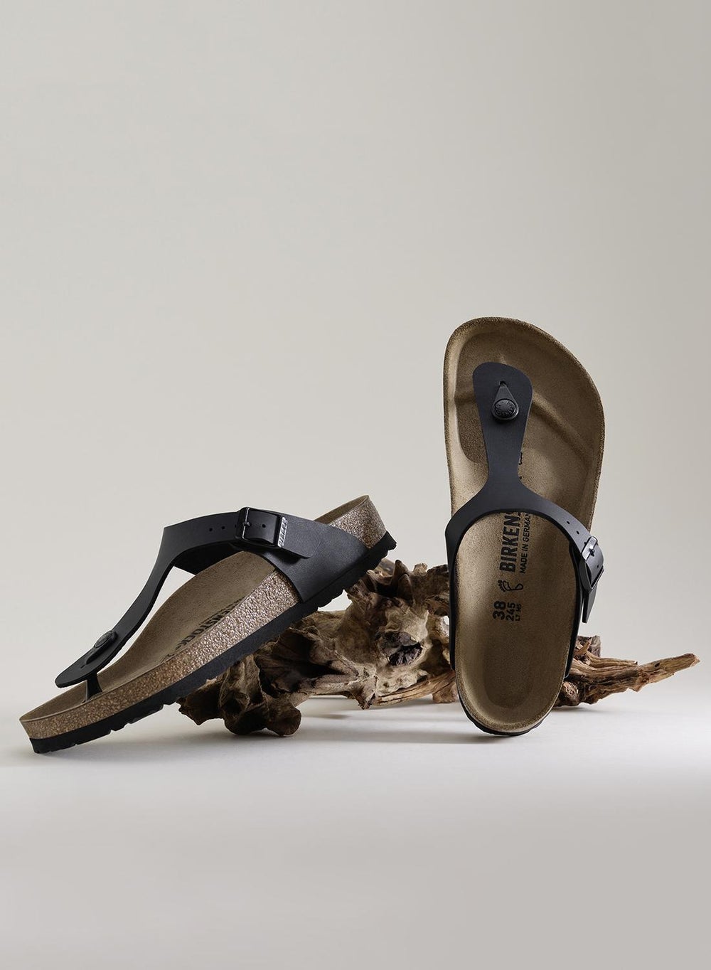 buy-birkenstock-gizeh-bf-regular-fit-sandals_3lw