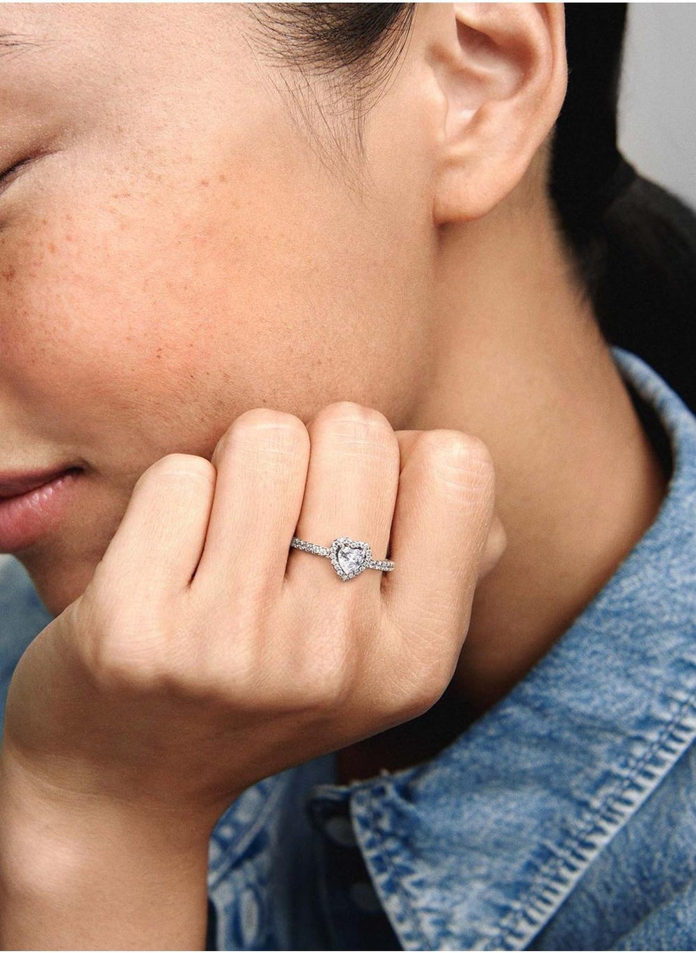 buy-pandora-elevated-heart-ring_pzj