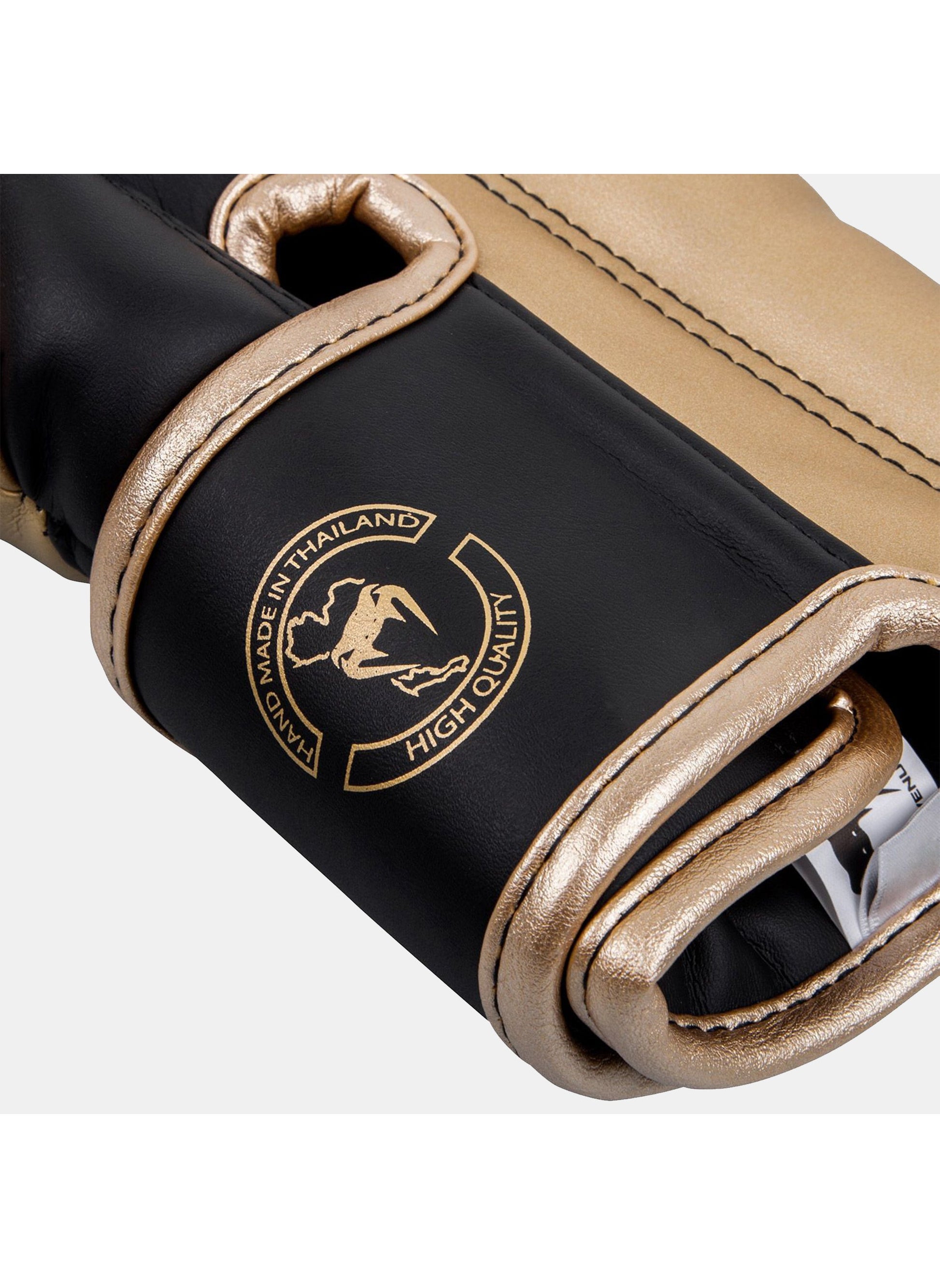 buy-venum-elite-training-gloves_9qa