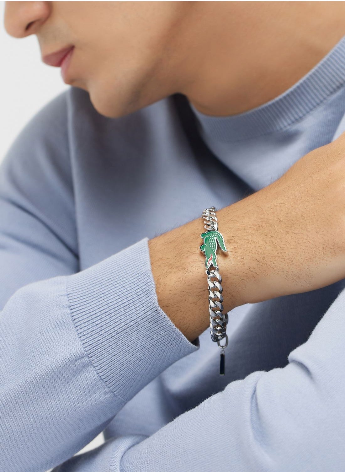 buy-lacoste-arthor-bracelet_ear