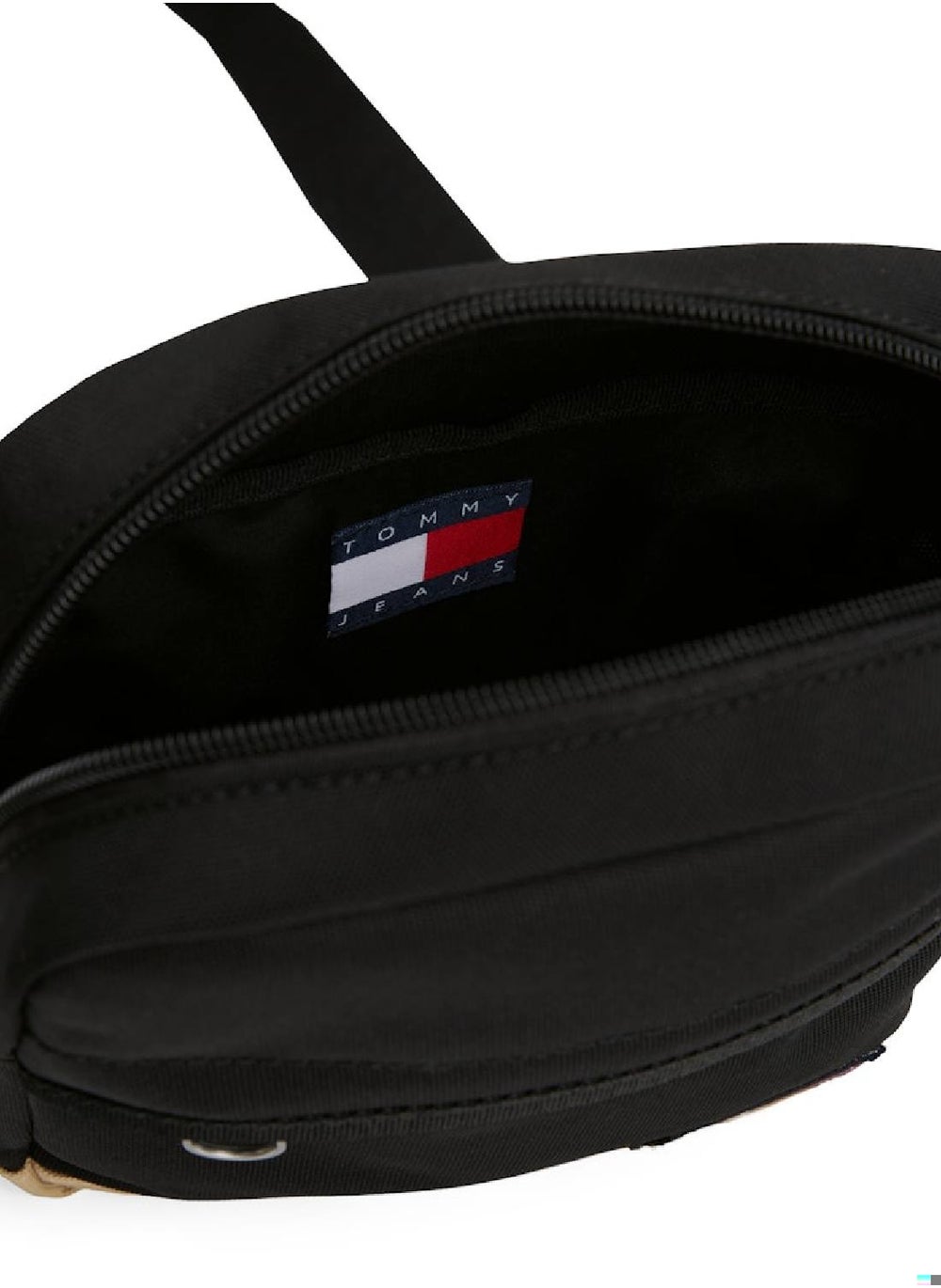 buy-tommy-jeans-essential-daily-reporter-bag_k9t