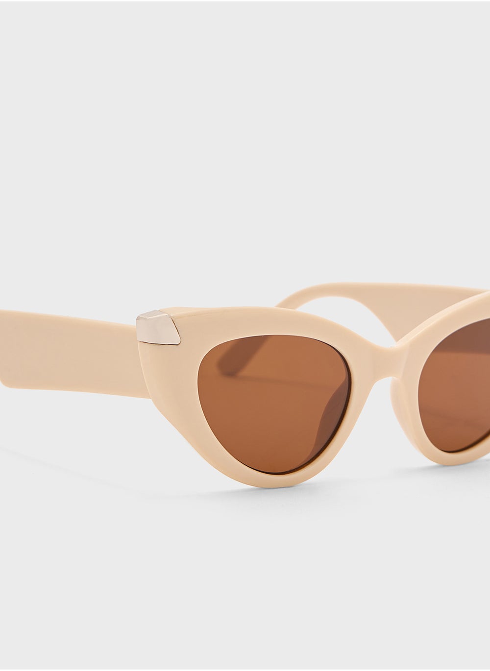 buy-ella-wider-arm-cat-eye-sunglasses_rot