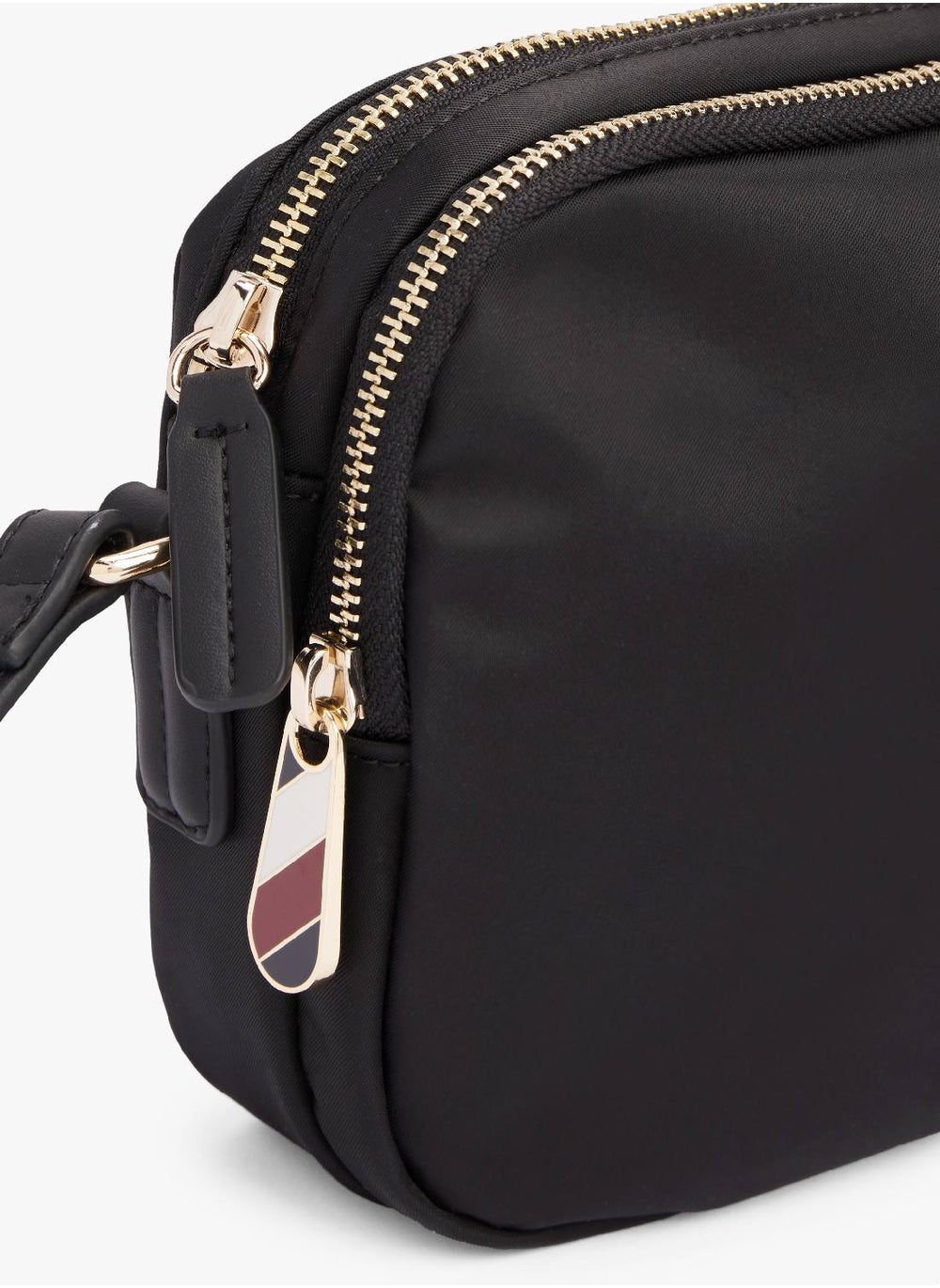 buy-tommy-hilfiger-poppy-th-crossover-bag_rc8