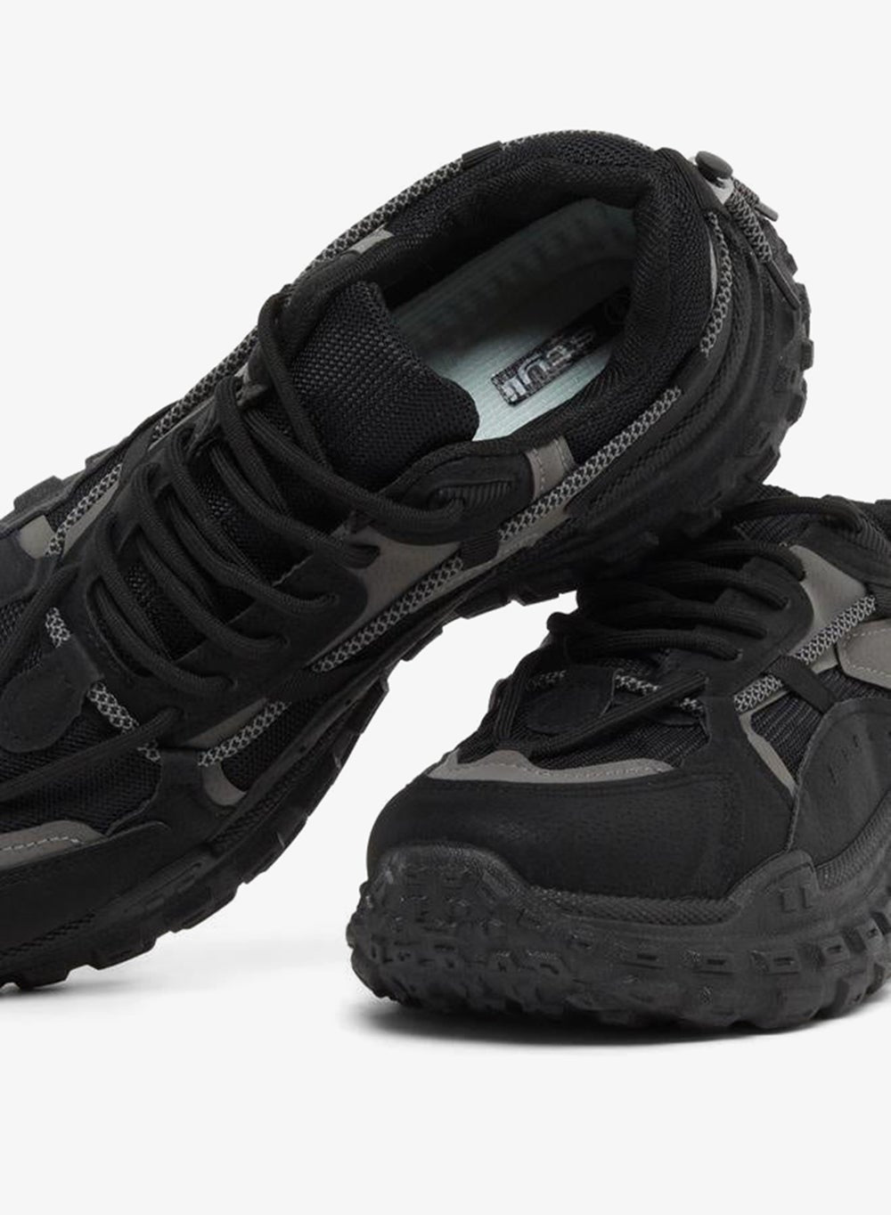 buy-styli-styli-abstract-lace-design-chunky-sole-lace-up-sneakers_0ky