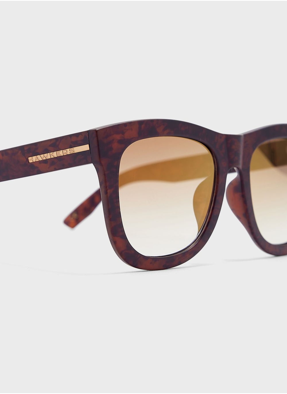 buy-hawkers-dark-carey-oversized-sunglasses_zlk