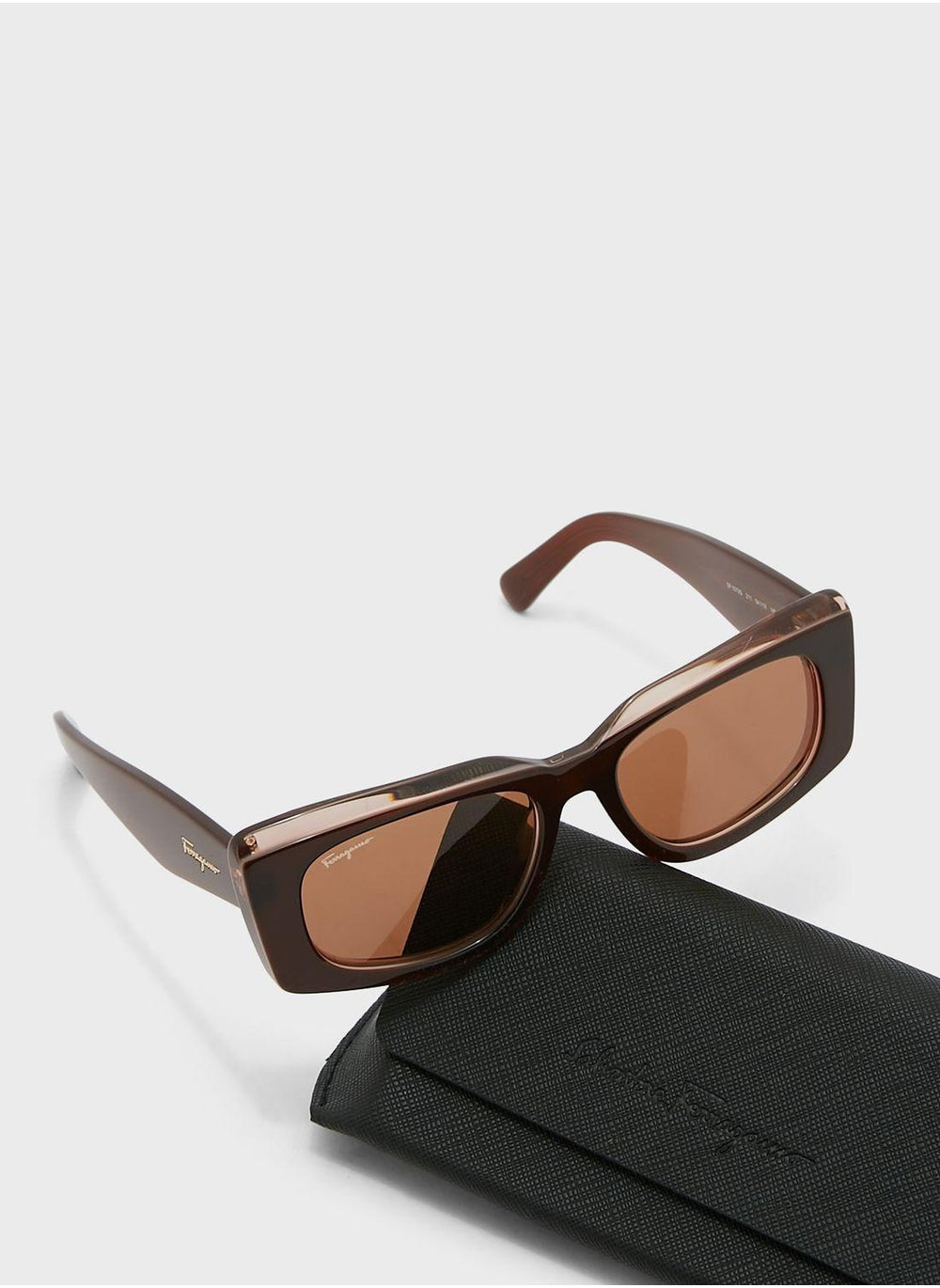 buy-salvatore-ferragamo-rectangle-sunglasses_njq