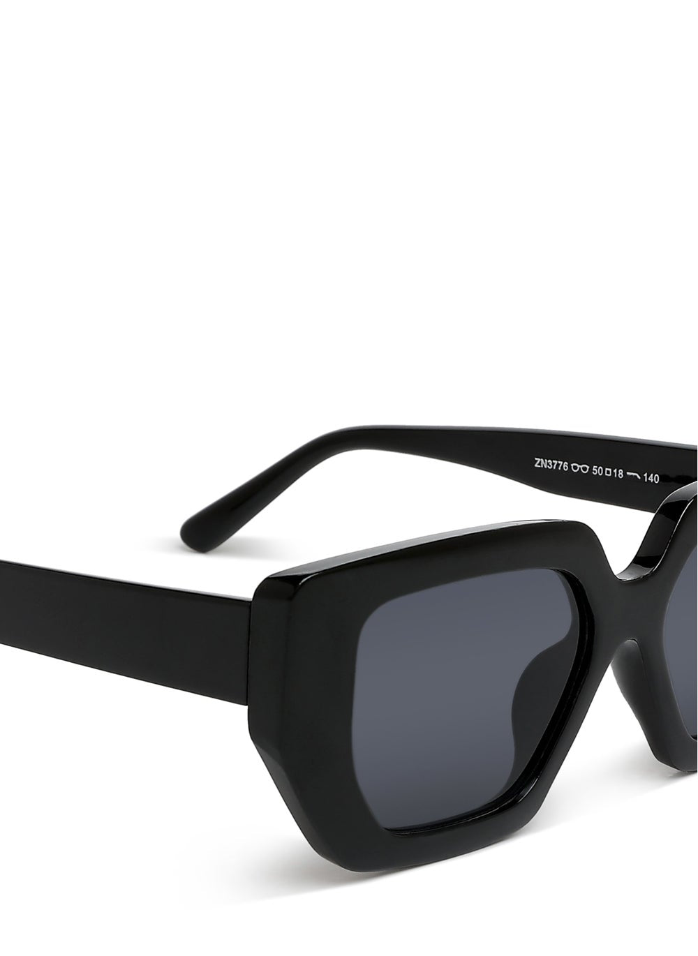 buy-london-rag-oversized-cat-eye-square-sunglasses-in-black_uc3