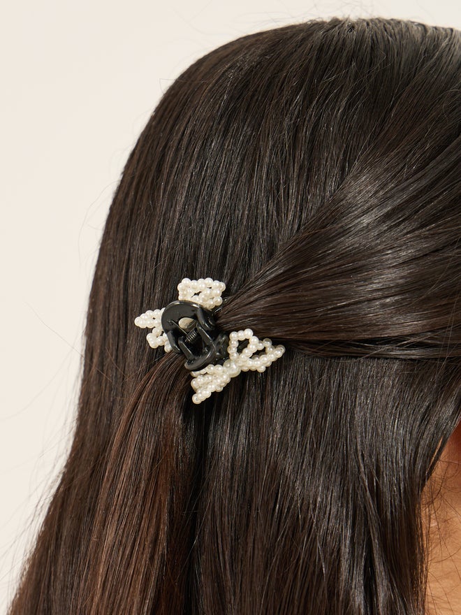 buy-styli-styli-set-of-2-faux-pearl-hair-clip_tle