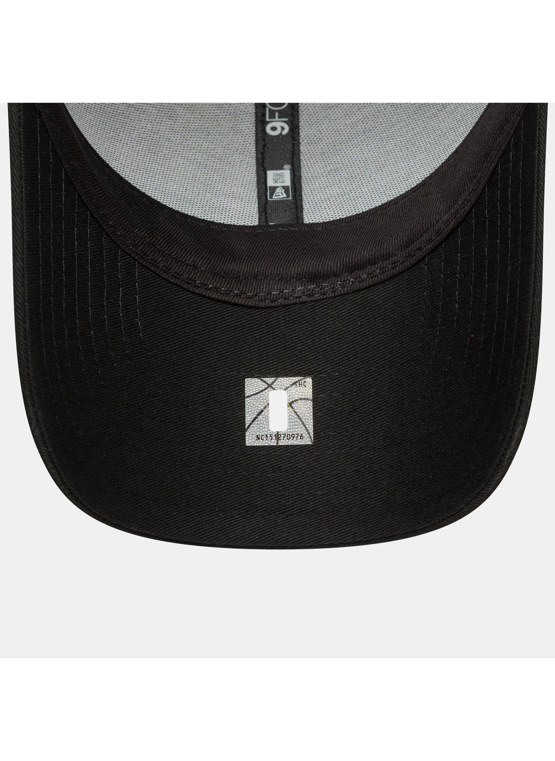 buy-new-era-men-s-nba-chicago-bulls-9forty-trucker-cap_dpx