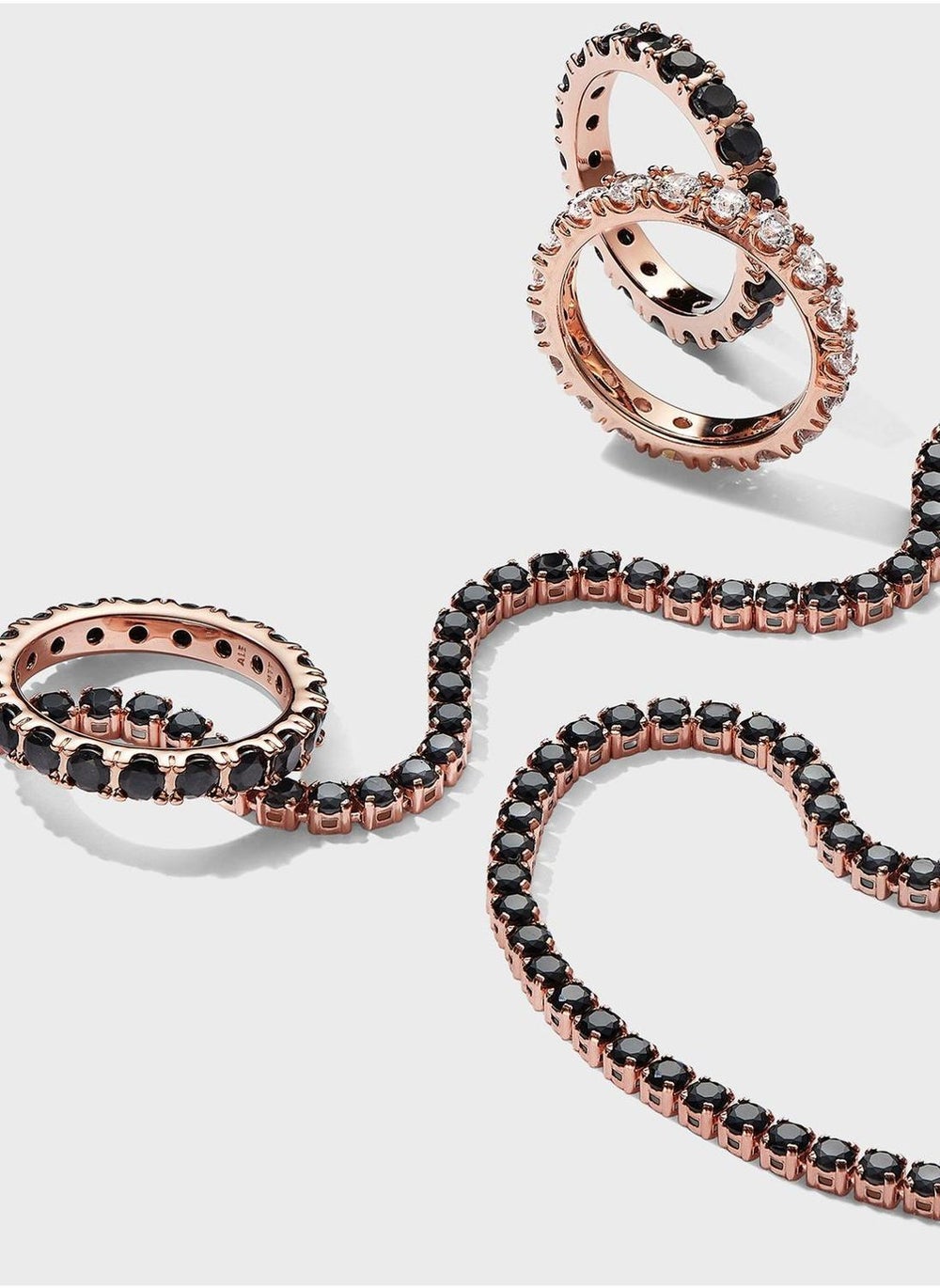 buy-pandora-black-sparkling-tennis-bracelet_ez2