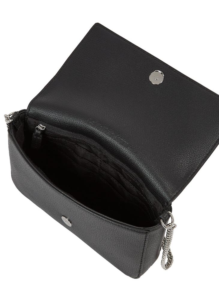 buy-calvin-klein-jeans-minimal-monogram-flap-wallet_9bj