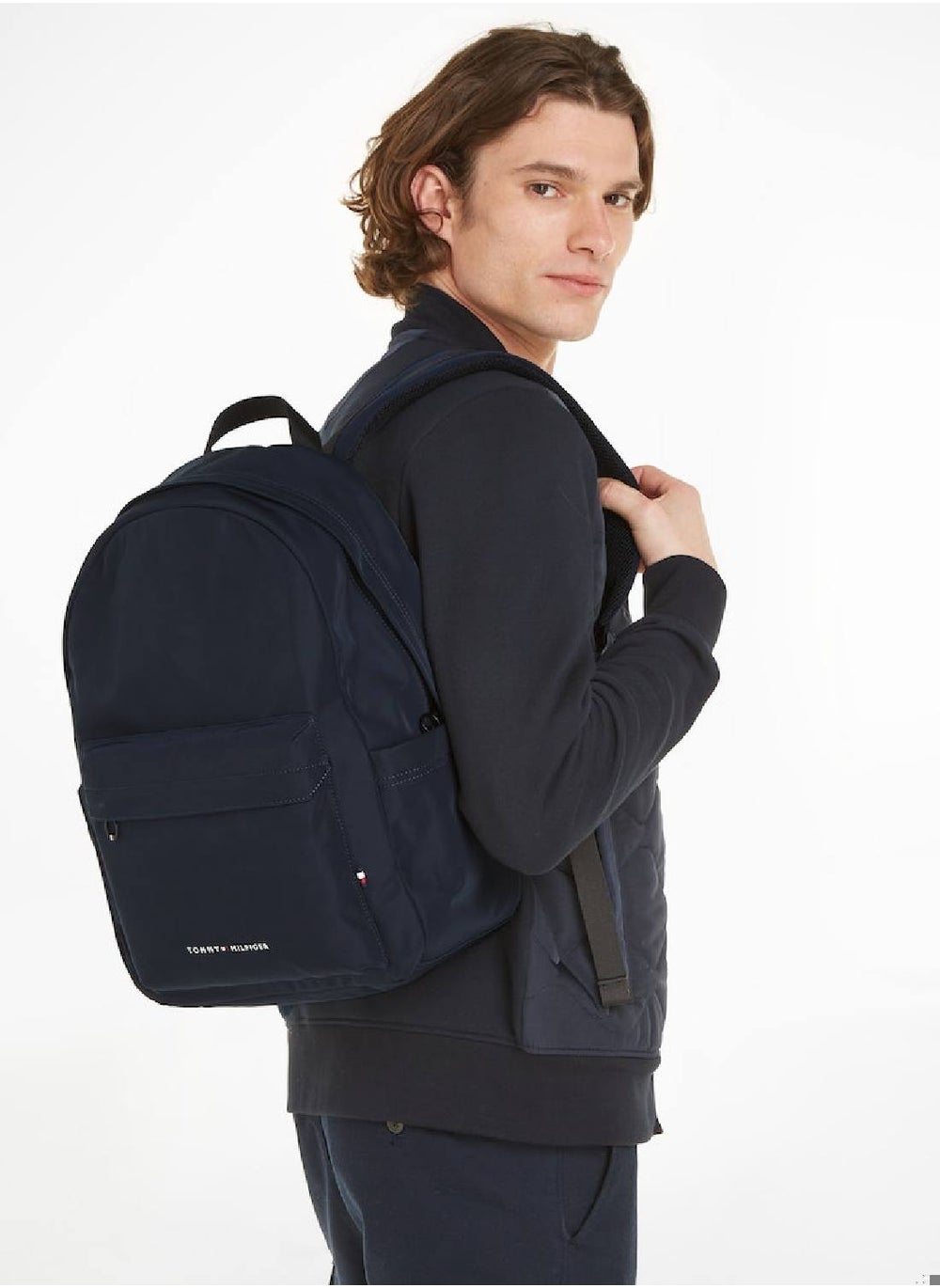 buy-tommy-hilfiger-logo-small-dome-backpack_kgb