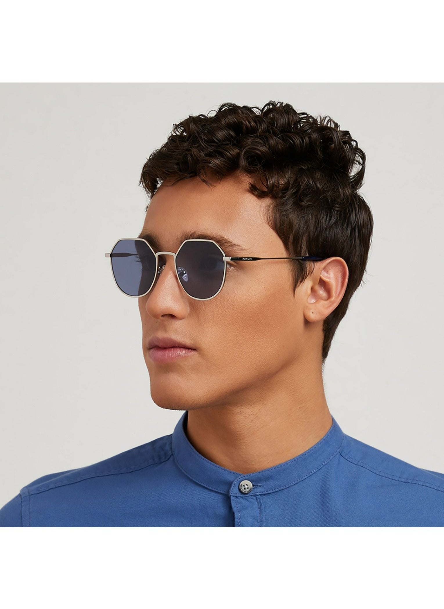 buy-30sundays-turn-up-men-blue-sunglasses-frame-material-metal-lens-color-blue-frame-color-silver-full-rim_ea9