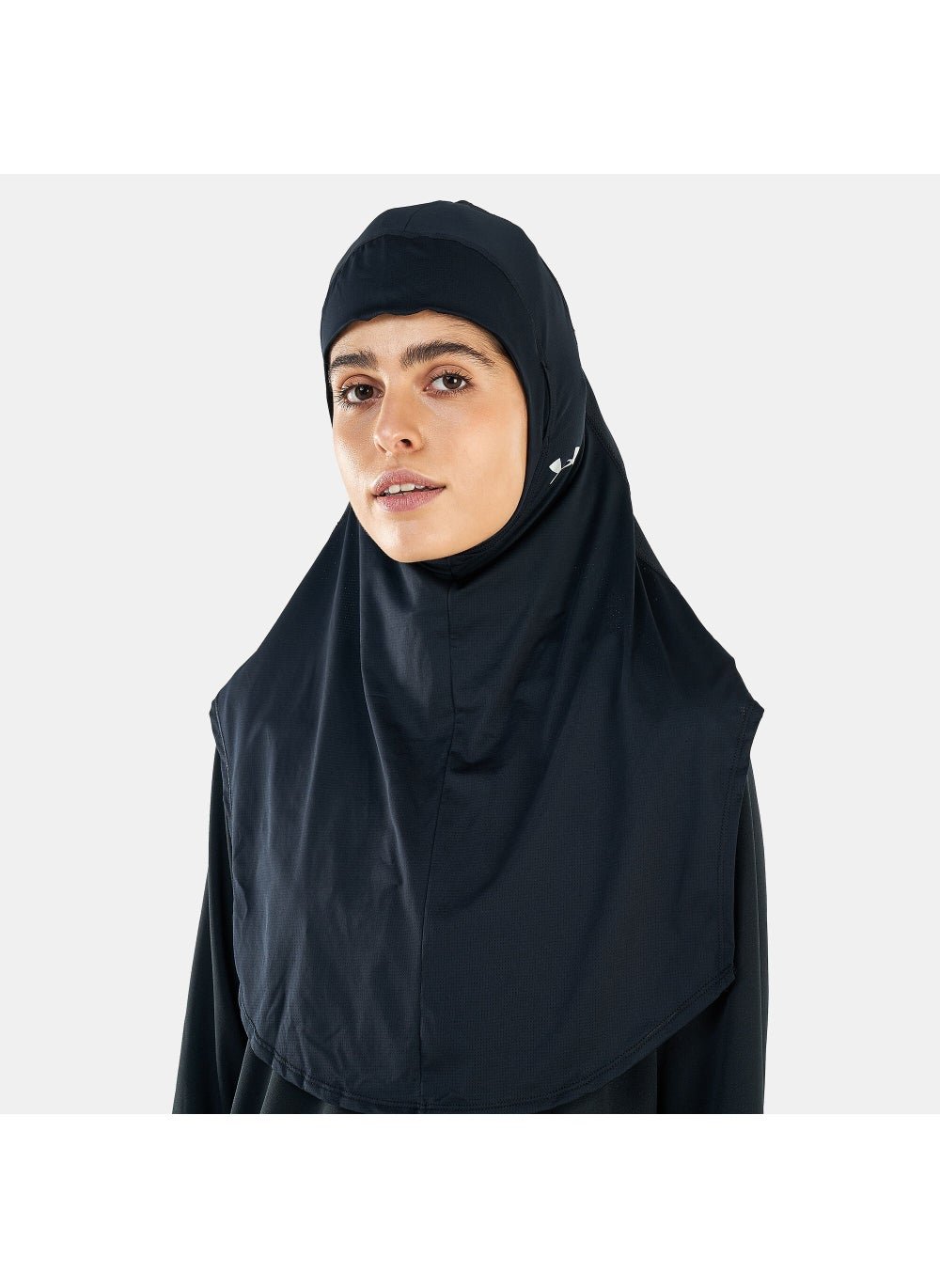 buy-under-armour-women-s-extended-sport-hijab_2y1