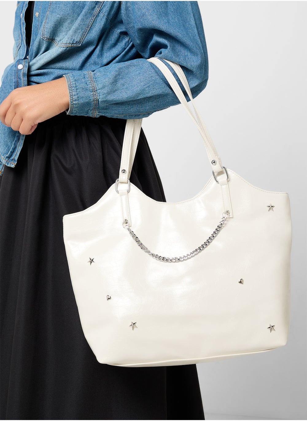 buy-ginger-star-heart-studded-multi-pocket-tote-bag_2q6